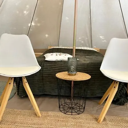Bell Tent Op Wellness Stoltenborg * Meddo